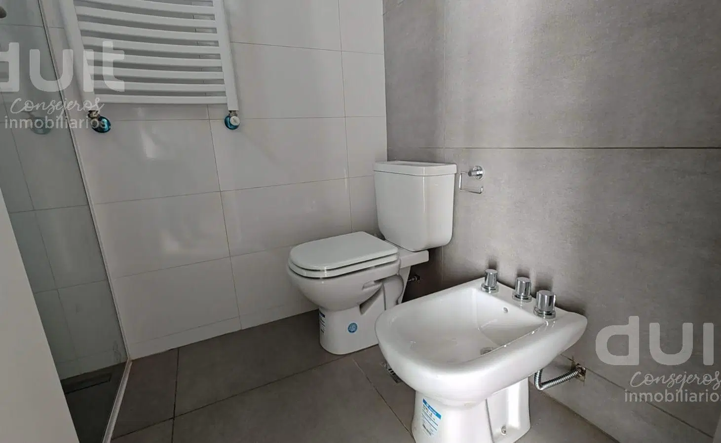CASA lista para vivir de tres dor, UNA SOLA PLANTA en RINCONES DE MANANTIALES. 3