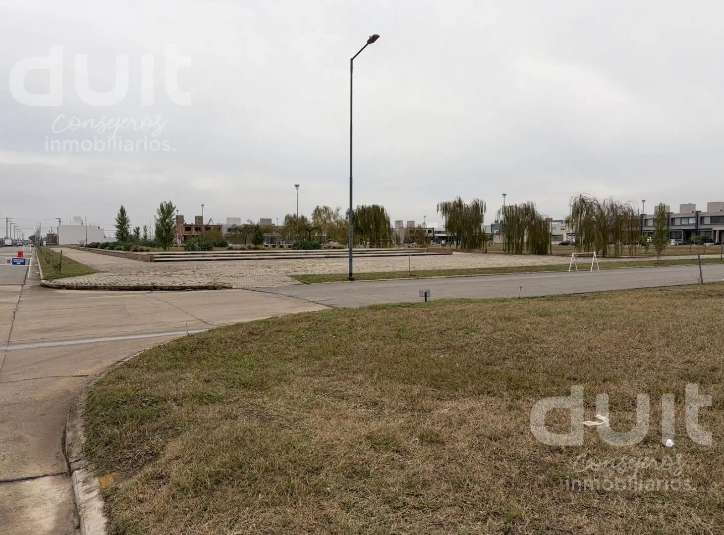 Duplex de 2 dormitorios en Alquiler en Solares de Manantiales 1