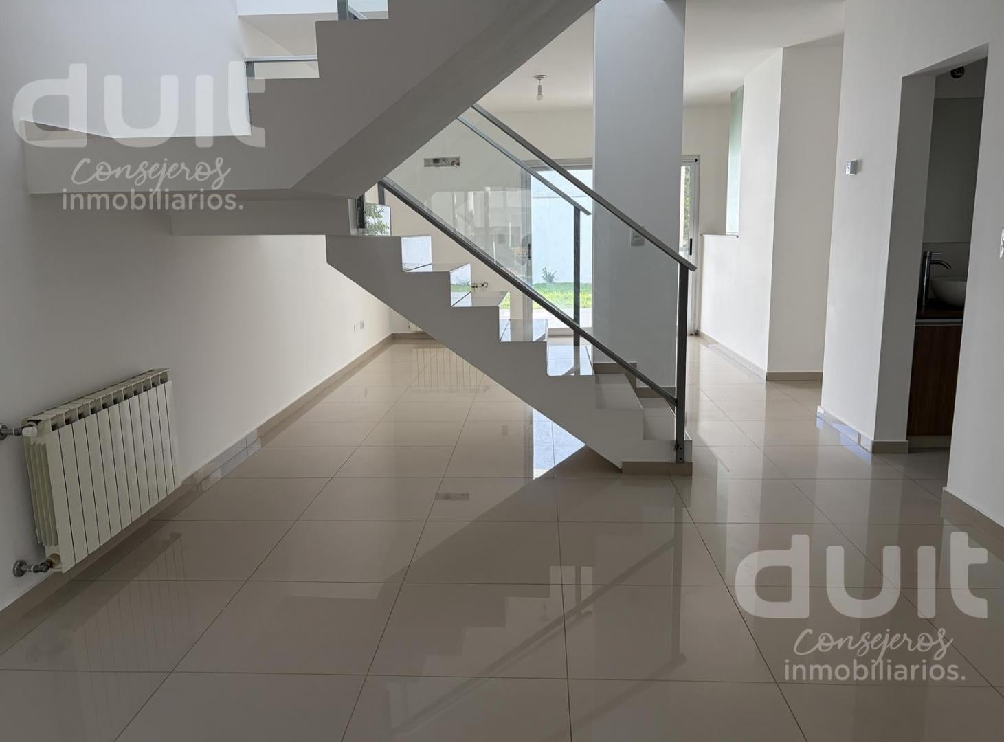 Foto de Duplex 3 dormitorios en alquiler en Tejas del Sur 2, imagen 2
