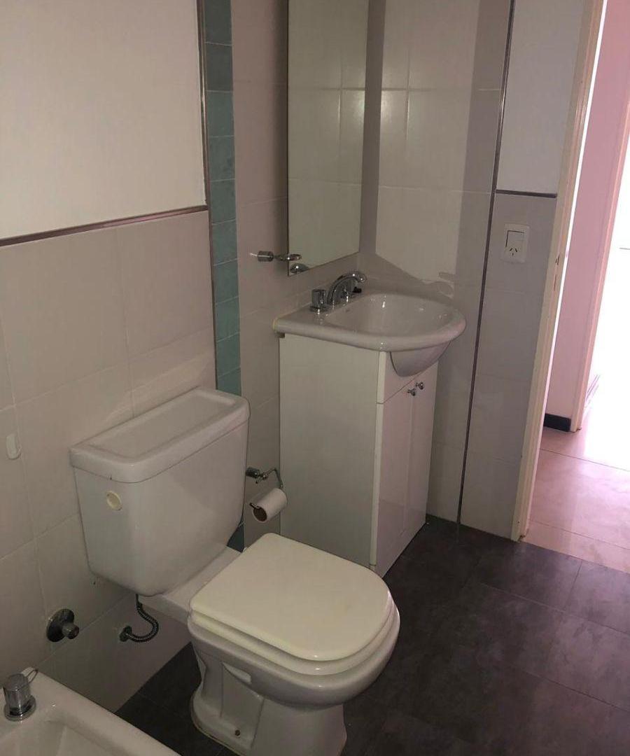 Foto de Dpto 1 dorm - Excelente ubicación - A metros de Plaza España - Balcón, imagen 5