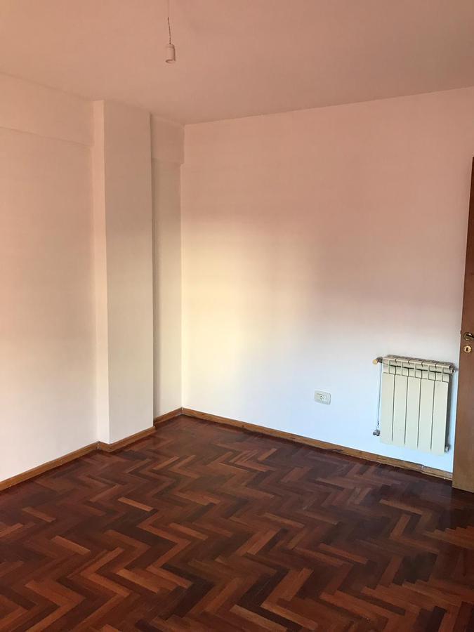 Venta Departamento 4 Dorm. 3 Baños - Av 24 de Septiembre 1236, Barrio General Paz 5