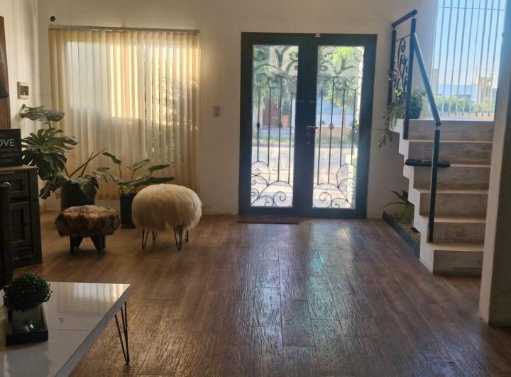 Foto de VENDO CASA - 4 DORMITORIOS - MONTE CRISTO, CORDOBA, imagen 4