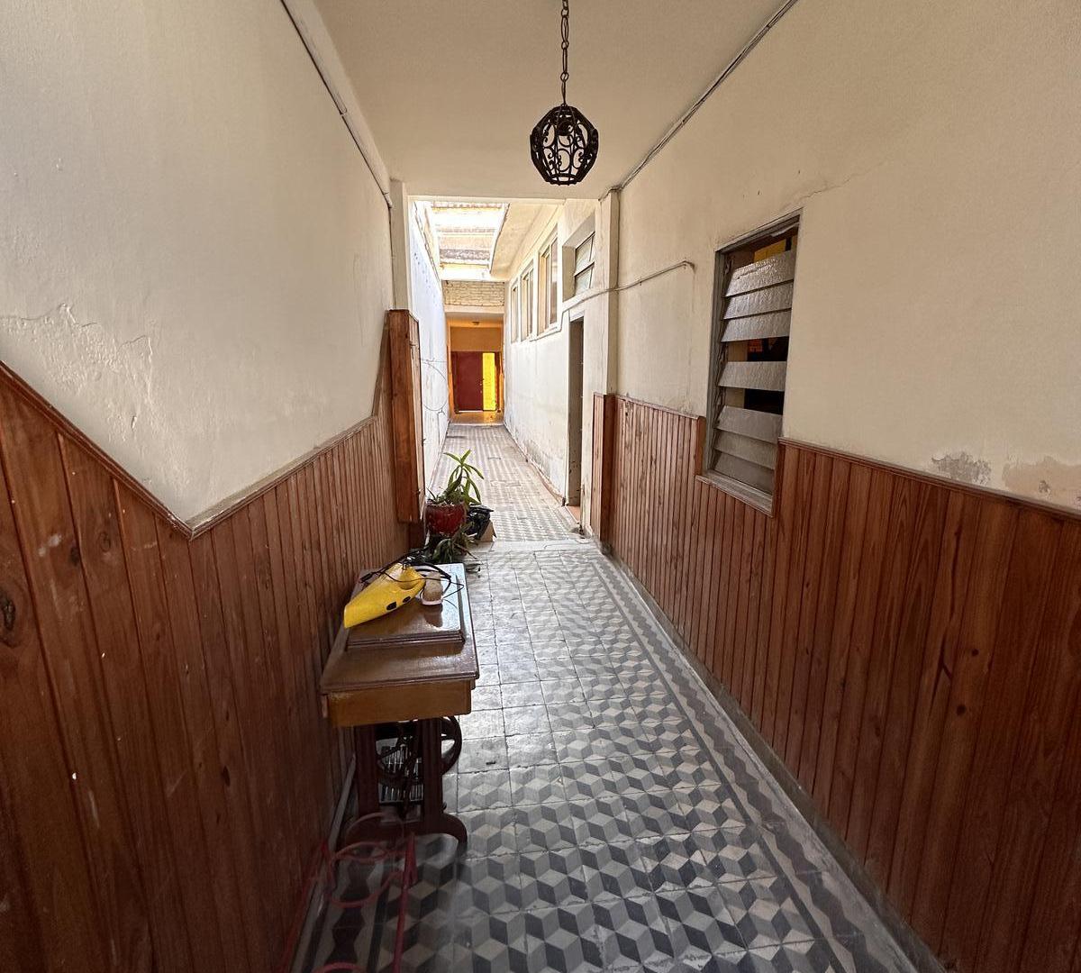 Venta Casa-Terreno en Calle Rioja 1133, Barrio Alberdi, Córdoba