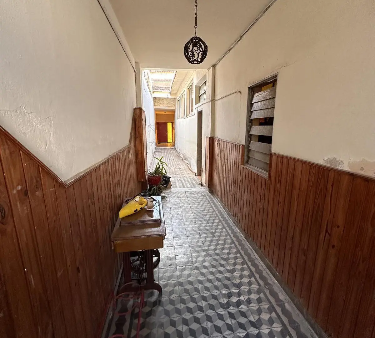 Venta Casa-Terreno en Calle Rioja 1133, Barrio Alberdi, Córdoba 2