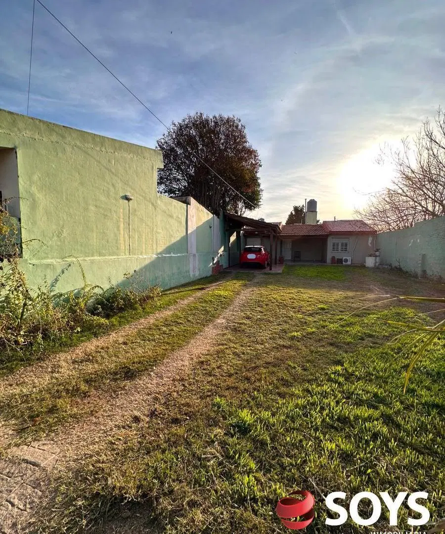 Casa en venta, 3 dormitorios, planta baja, Barrio Los Robles, Cordoba 2