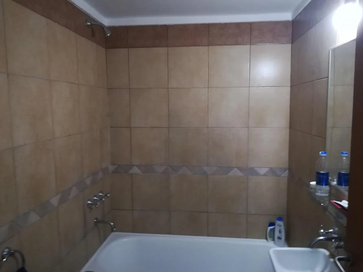 Foto de VENTA DE DEPTO DE 2 AMB. CON PATIO Y LAVADERO EN MONTE CASTRO, imagen 4