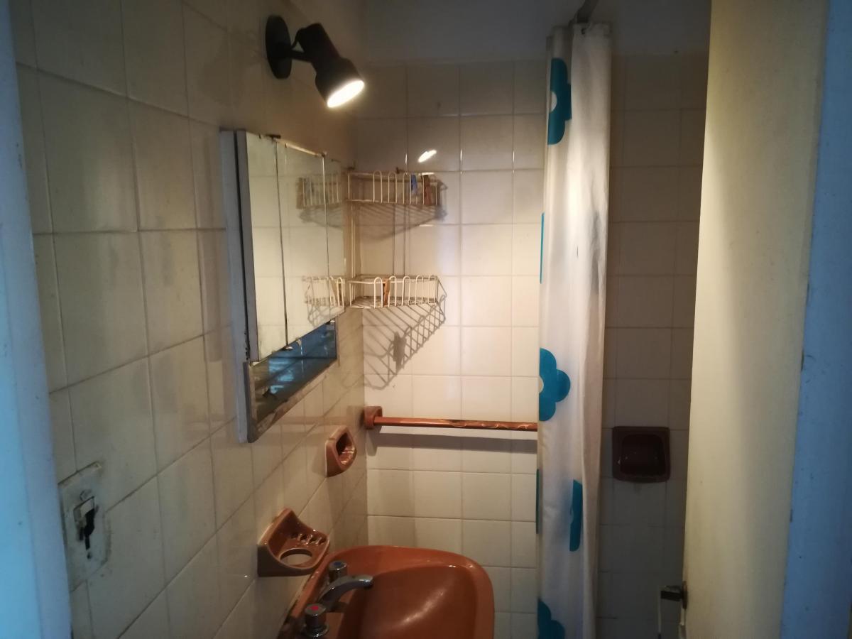 Foto de VENTA DE MONOAMBIENTE CON BCON FRANCES EN MONTE CASTRO, imagen 5
