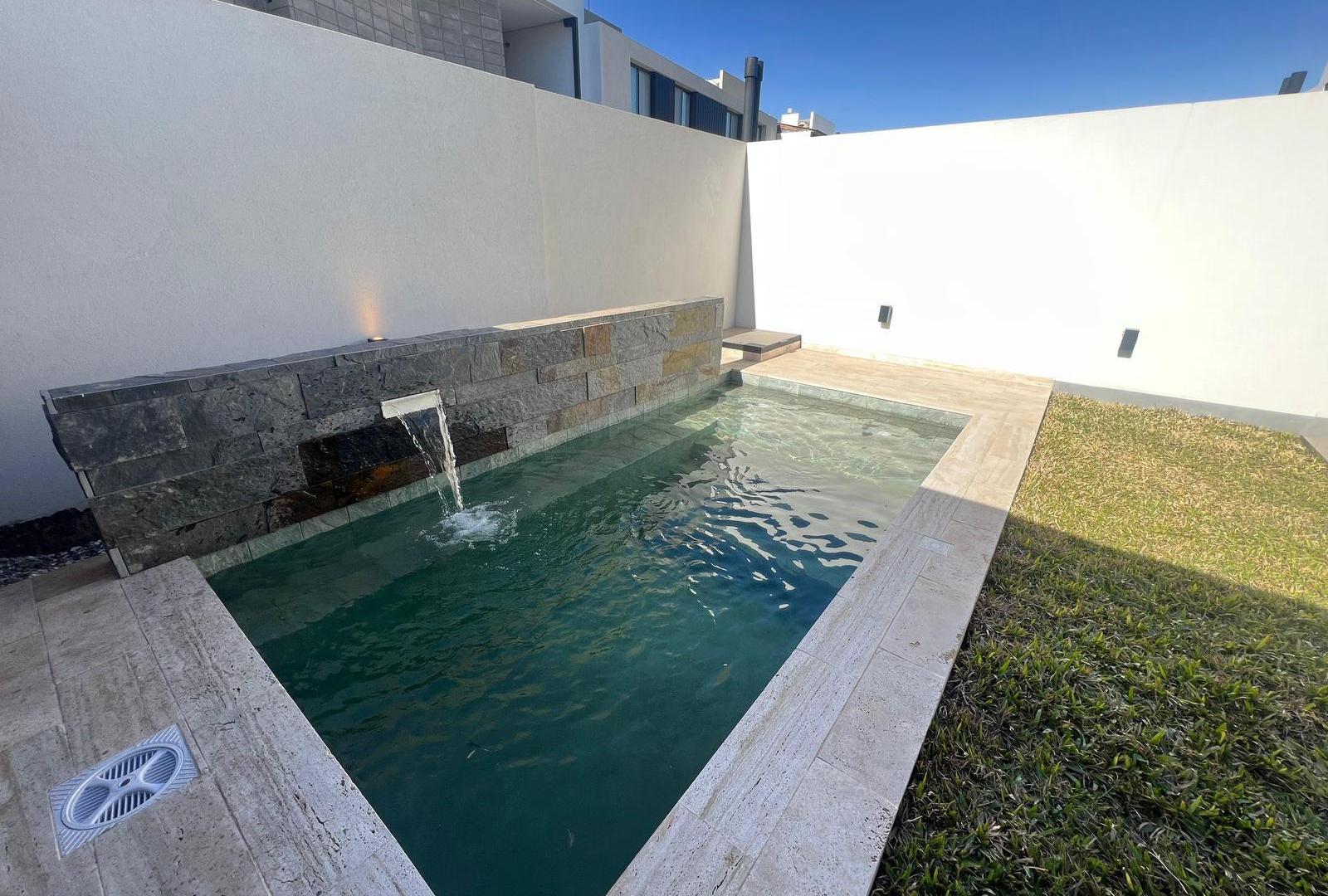 Foto de Dúplex en venta de 3 dormitorios en venta en Greenville 2, imagen 2