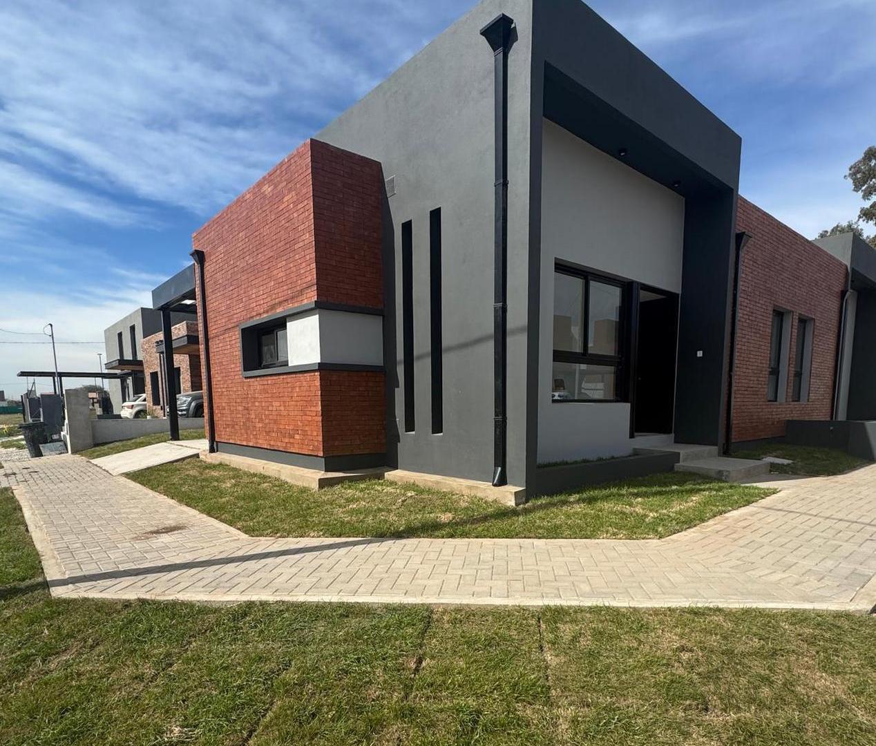 Dúplex en venta de 2 dormitorios en Quebradas de Manantiales