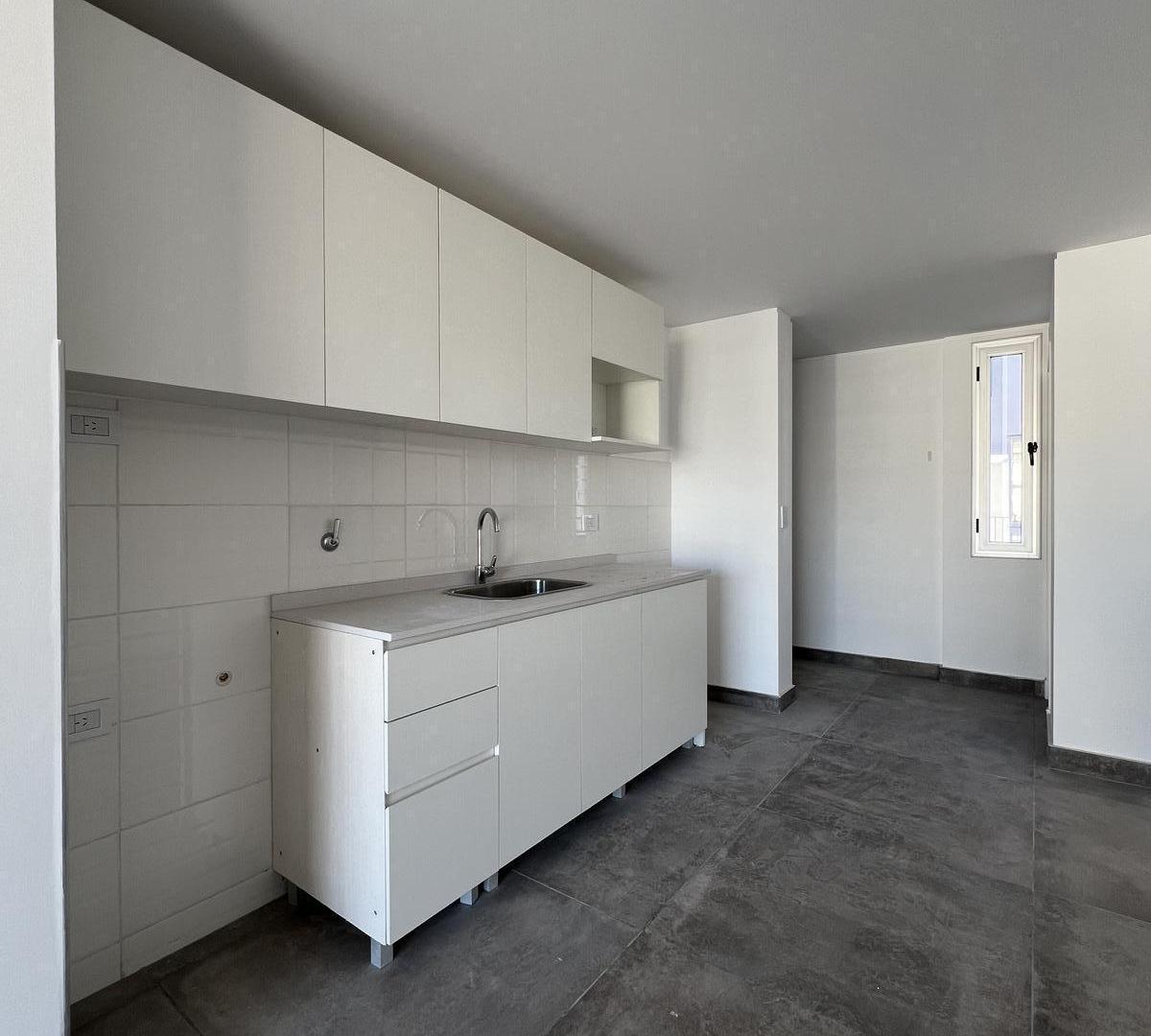 Foto de Pileta y SUM en General Paz - Departamento en Venta de 2 Dormitorios, imagen 2