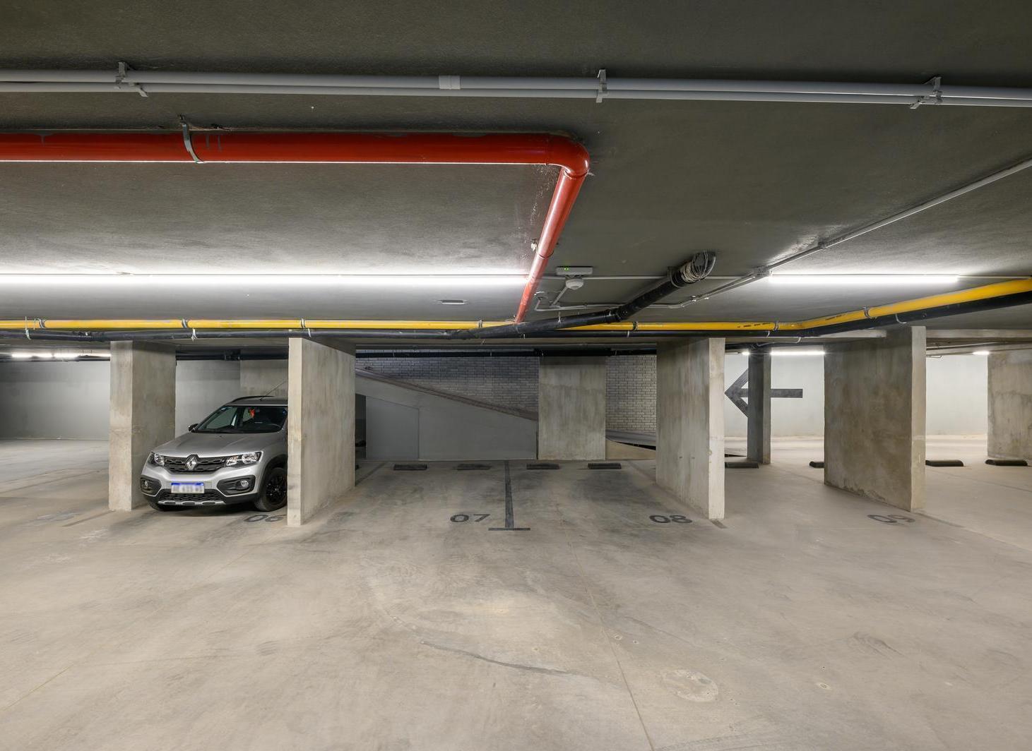 Venta de Cochera techada, subsuelo, en Barrio General Paz