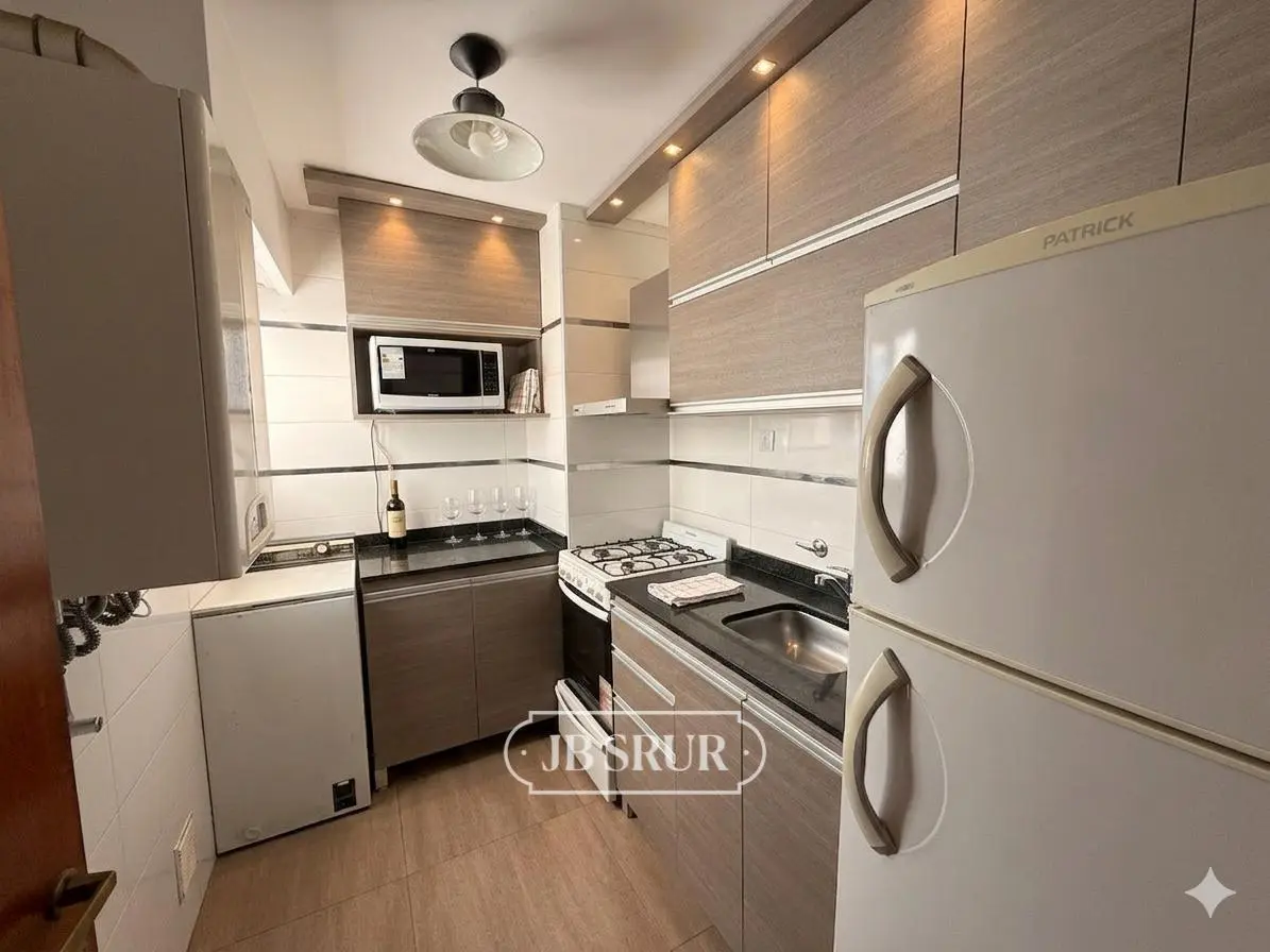 Departamento En Venta Sobre Peatonal - Galeria Acuario I 5