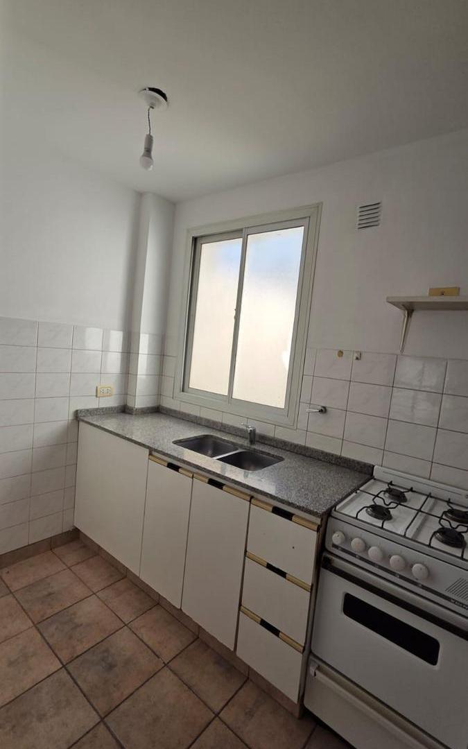 Foto de Departamento en alquiler de un dormitorio con balcón en Nueva Córdoba, imagen 4