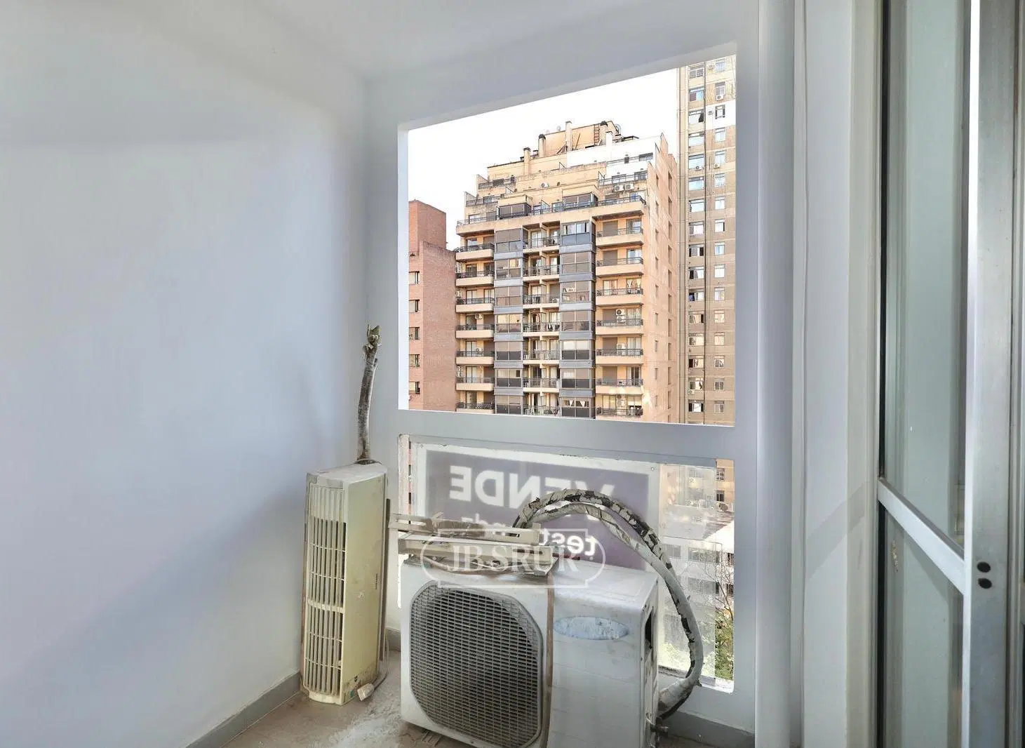 Departamento en Venta de 2 dormitorios con balcón en Nueva Córdoba 3