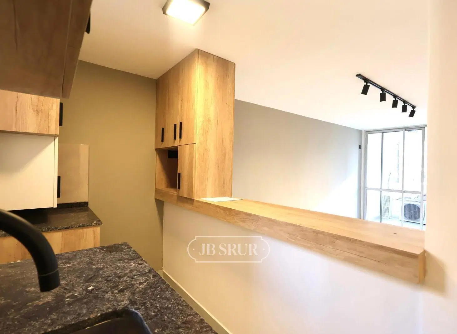 Departamento en Venta de 2 dormitorios con balcón en Nueva Córdoba 4