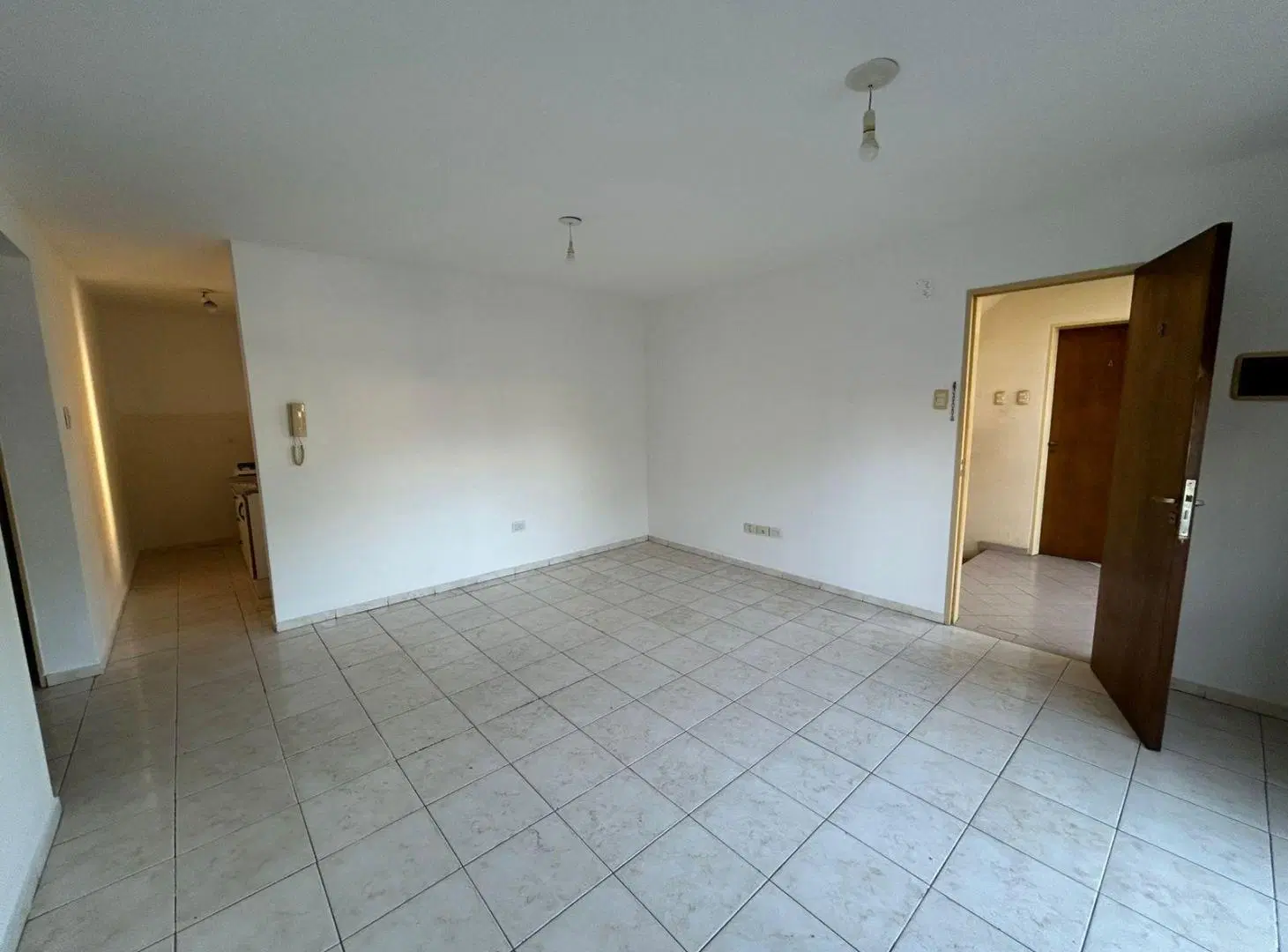 Departamento en Alquiler de 2 dormitorios en General Paz 3