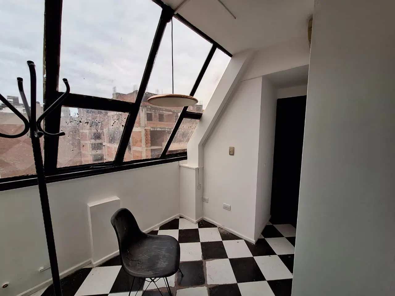 Departamento En Alquiler De 3 Ambientes en Barrio Centro 5