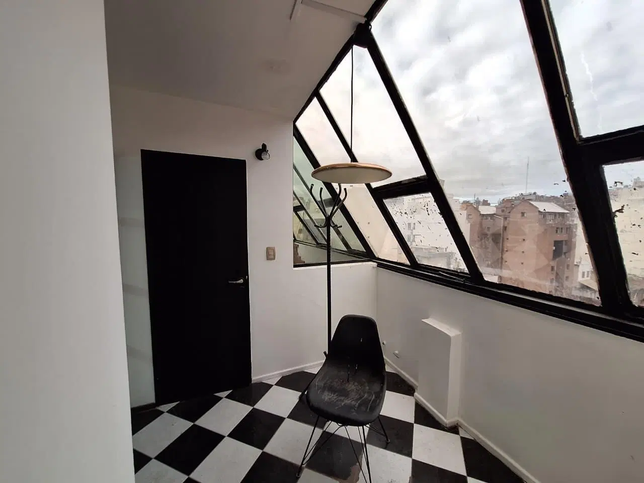 Departamento En Alquiler De 3 Ambientes en Barrio Centro 4