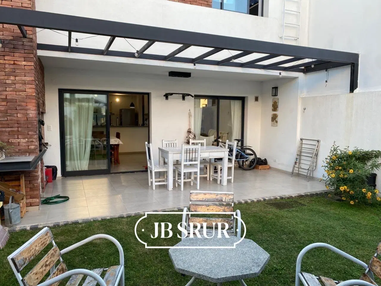 Dúplex en venta de 3 dormitorios en Lomas de Manantiales 3