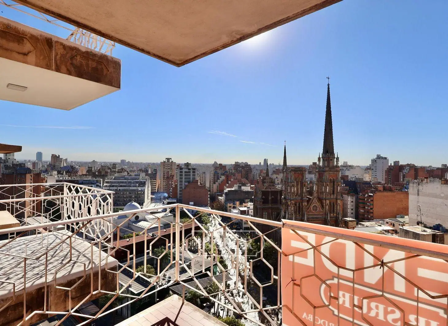 Departamento en Venta en Nueva Córdoba de 3 Dormitorios con Balcón y Vistas 4