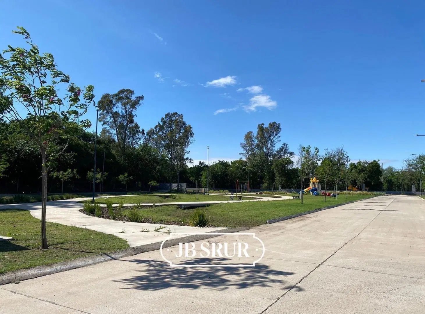 Lotes continuos en venta apto dúplex en Campo Chico 2