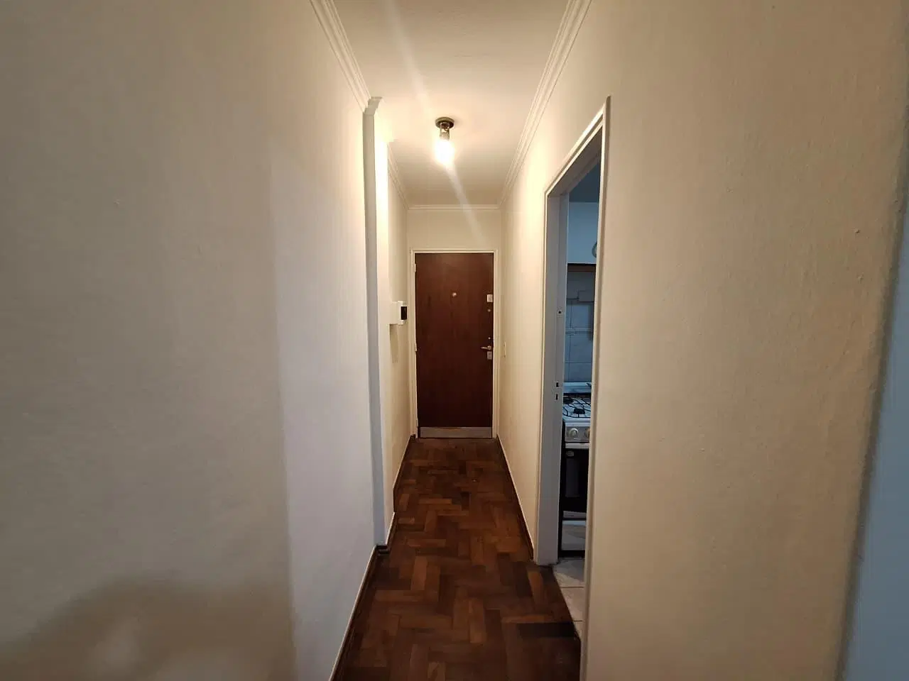 Departamento En Alquiler de 2 Dormitorios En Nueva Córdoba Con Patio 3
