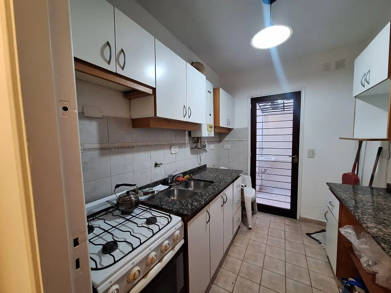 Departamento En Alquiler de 2 Dormitorios En Nueva Córdoba Con Patio 2