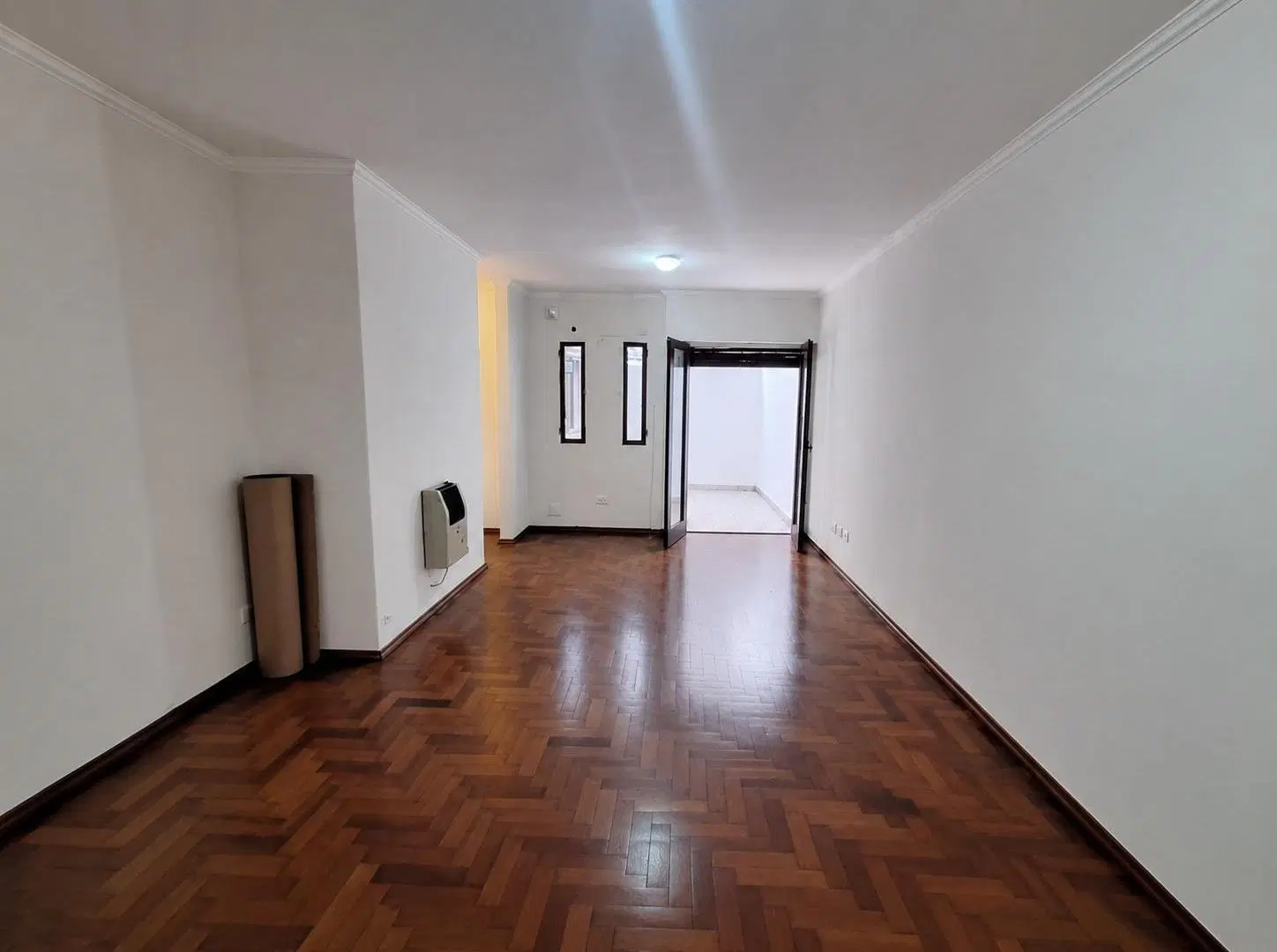 Departamento En Alquiler de 2 Dormitorios En Nueva Córdoba Con Patio 1