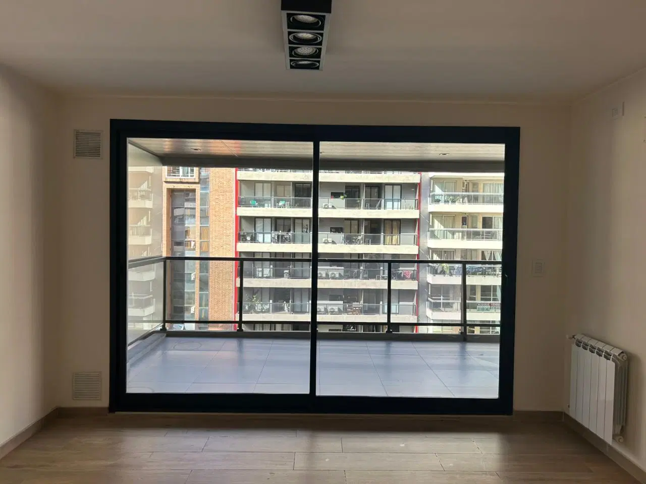 Departamento de categoría en Alquiler de 2 dormitorios con balcon 5