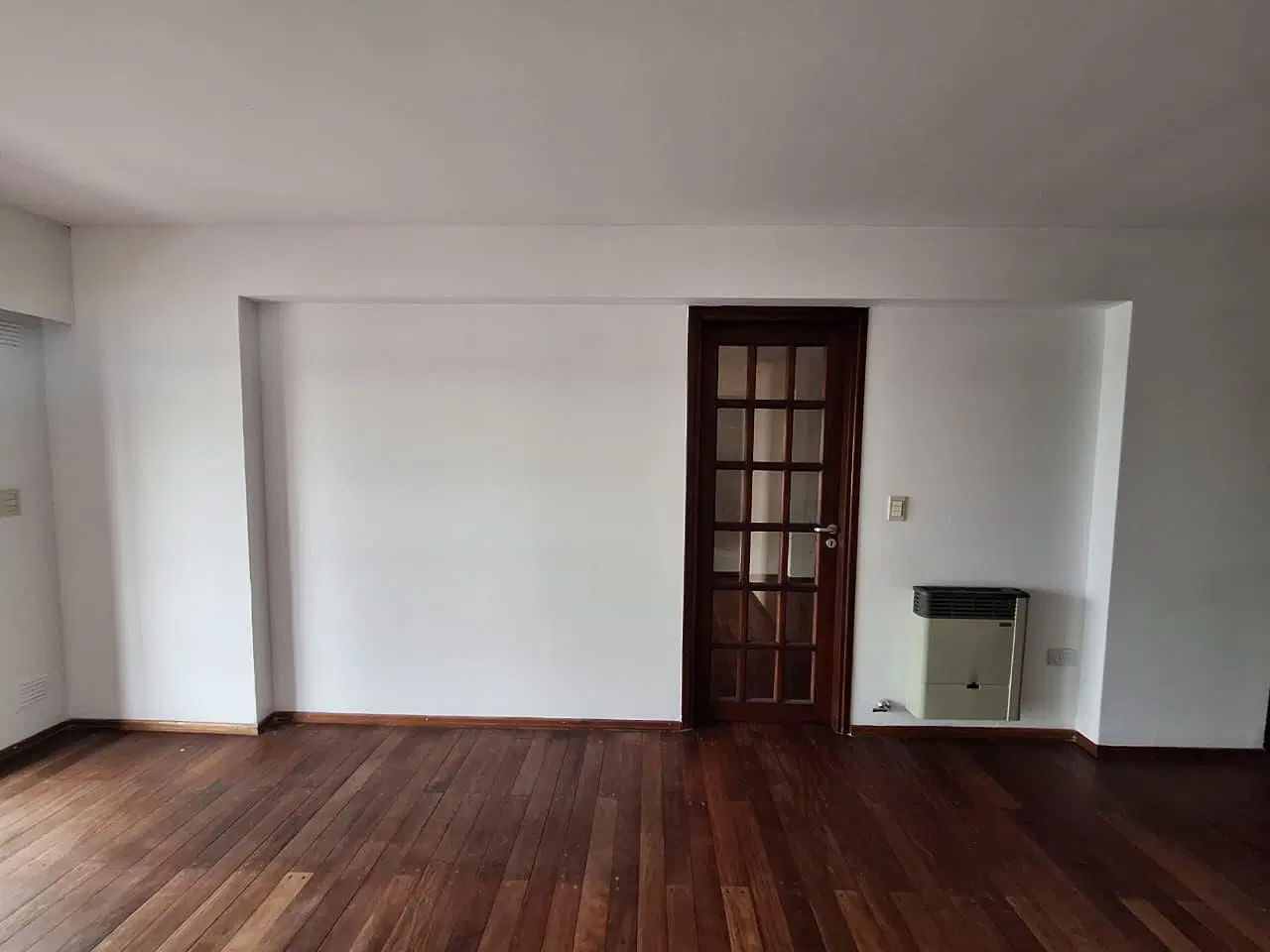 Departamento En Alquiler de 2 Dormitorios con cochera en Nueva Córdoba 4