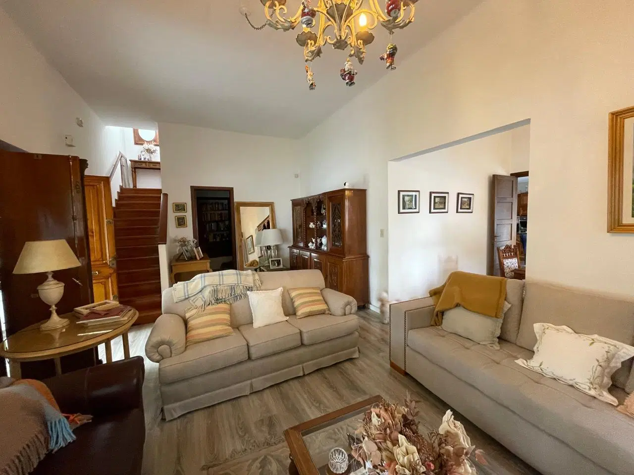 Casa en venta en Jardín Espinosa 4 Dormitorios + Departamento 5
