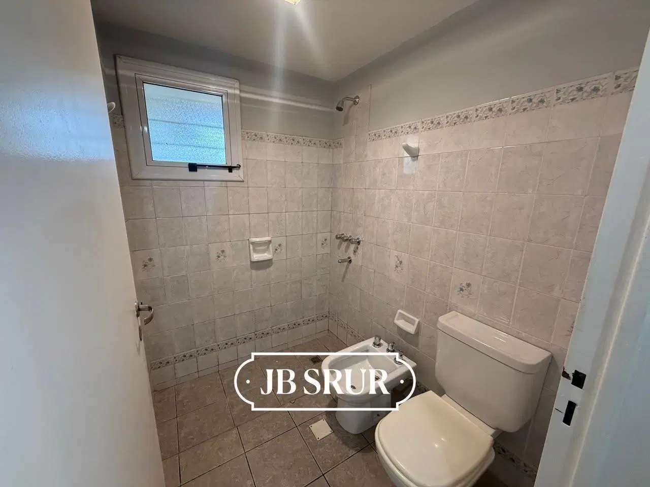 Departamento en alquiler en complejo cerrado con Pileta y seguridad 5
