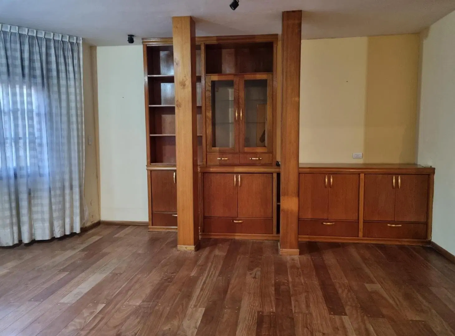 Casa en venta de 5 dormitorios en Alto Alberdi - Pileta! 2