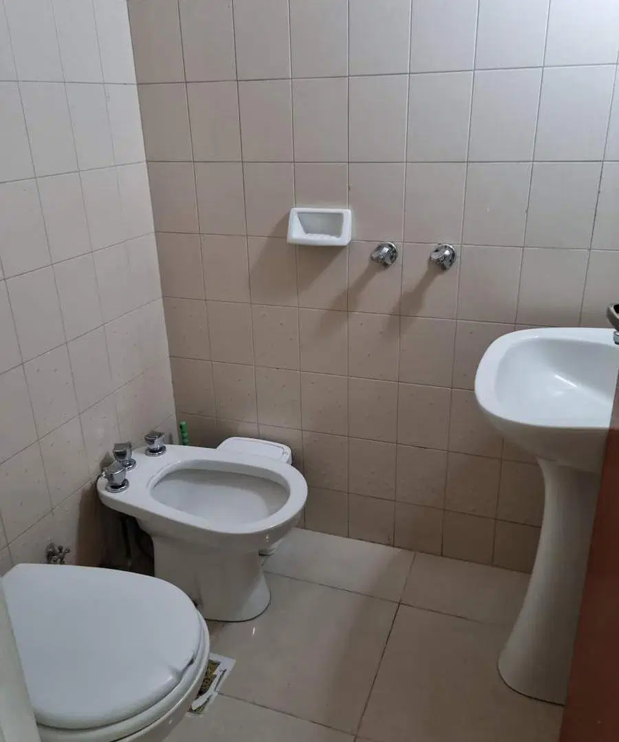 Venta oficina en Edificio Sirio Libanes 4