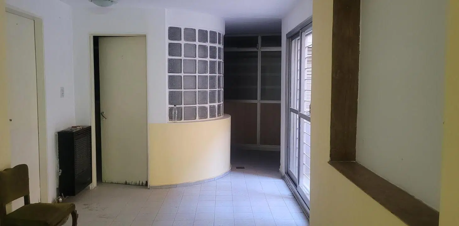 Oficina en venta sobre Avenida Chacabuco 3