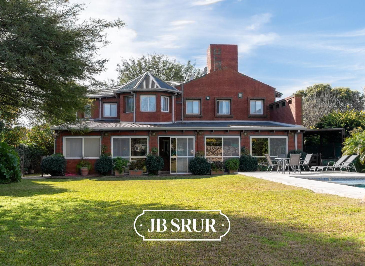 Casa en venta de 3 dormitorios en el Country del Jockey