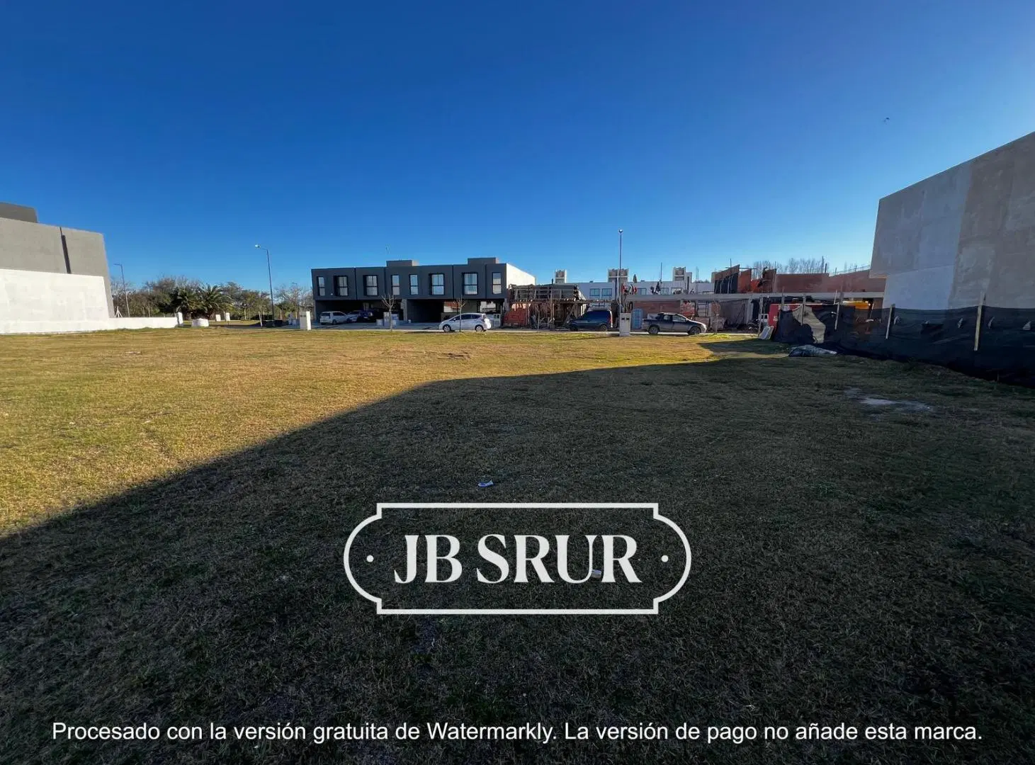 Lote central en oportunidad apto dúplex en Campo Chico 5