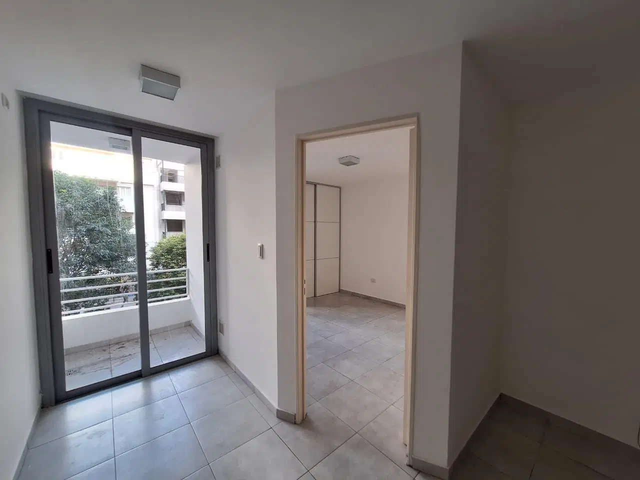 Departamento En Alquiler De 1 Dormitorio En General Paz 5