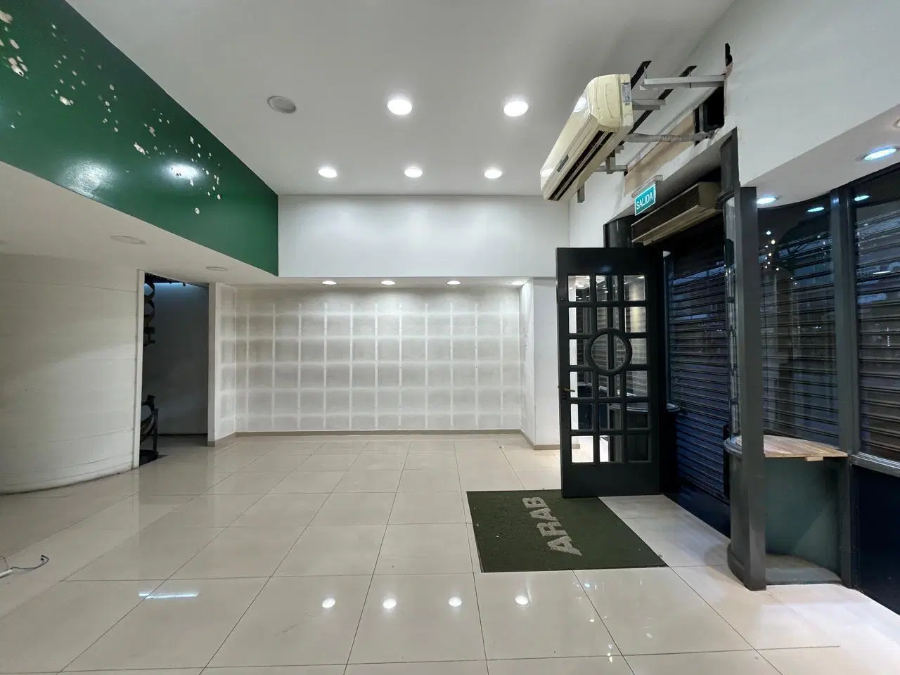 Local Comercial en Alquiler en Centro 5