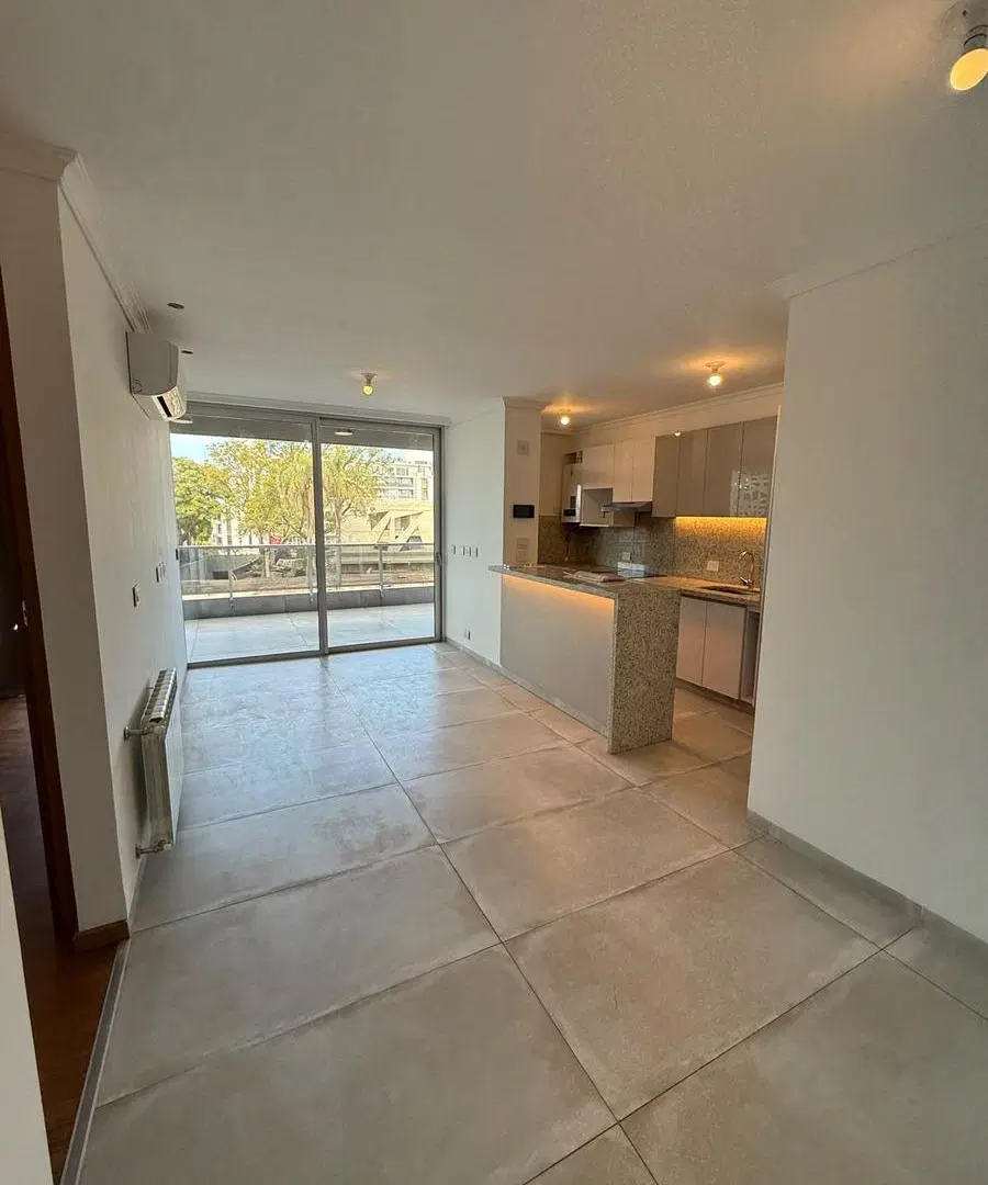 ALQUILER DEPARTAMENTO ALTA GAMA ZONA NORTE 1 DORMITORIO CON COCHERA 100 MTS MUJER URBANA 2