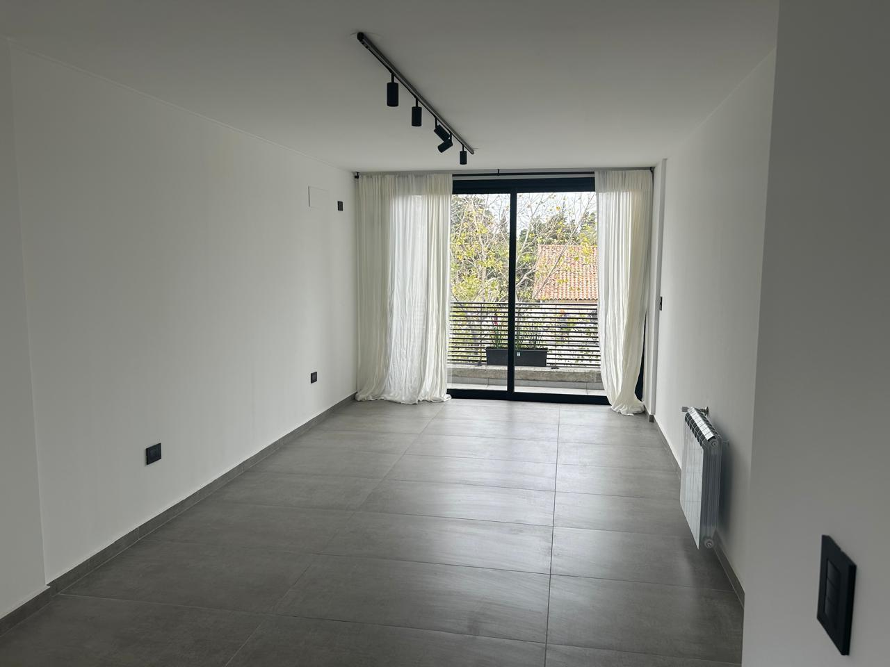 Foto de Departamento de Categoria en Alquiler de 2 dormitorios en Nueva Cordoba, imagen 3