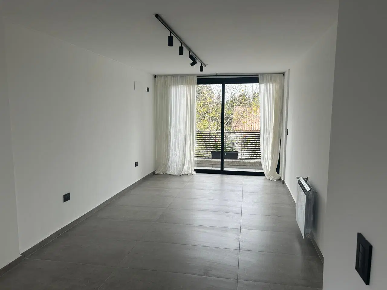 Departamento de Categoria en Alquiler de 2 dormitorios en Nueva Cordoba 3