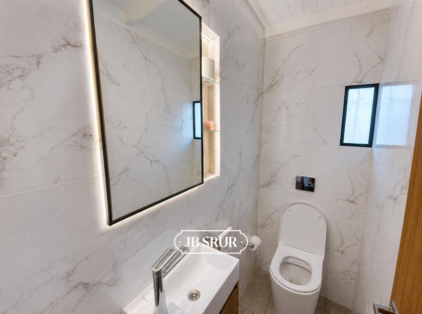 Foto de Casa 3 Dormitorios en Argüello - Cochera, Asador y Patio - Apta Crédito, imagen 2