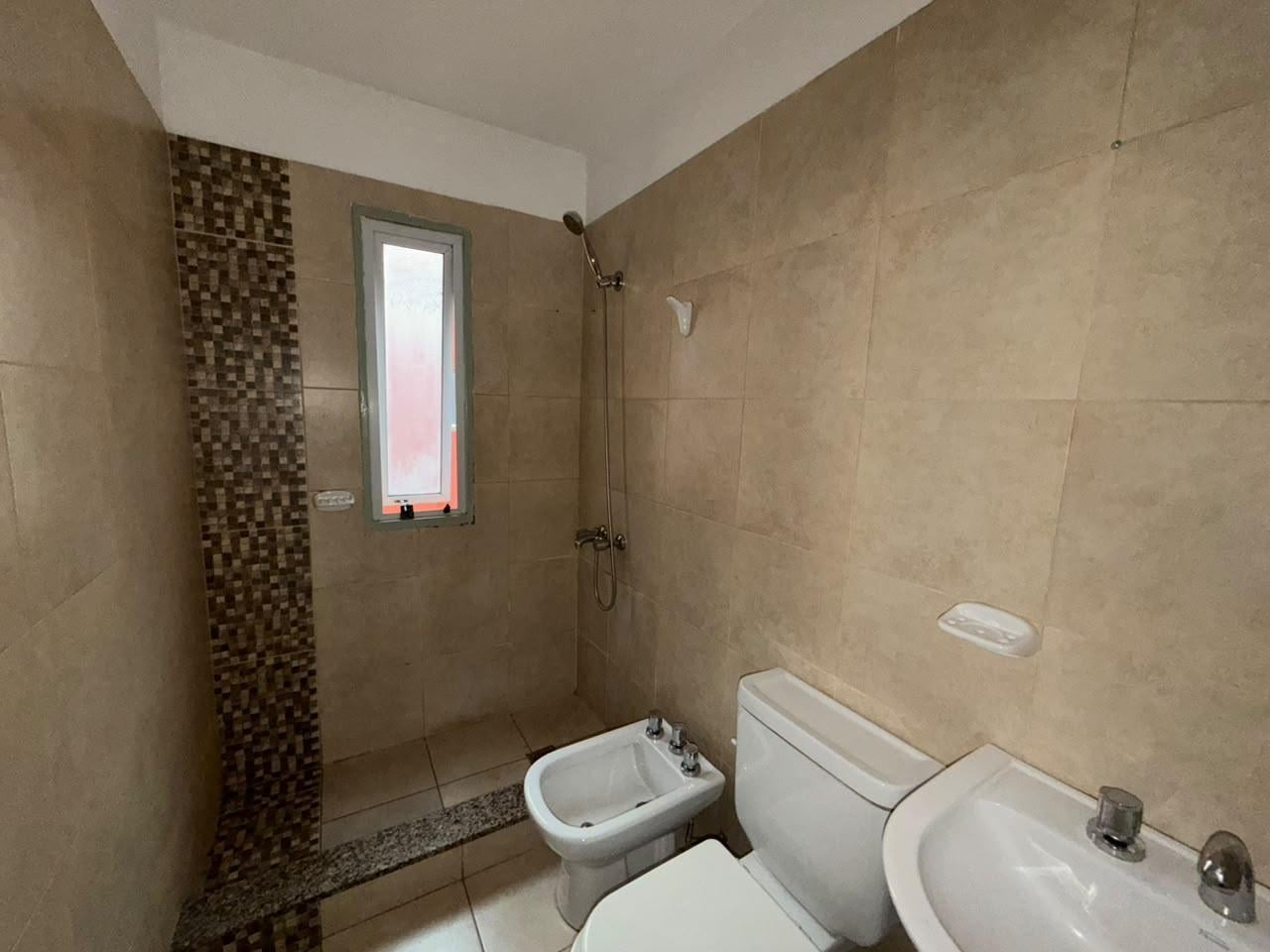 Foto de Departamento en Alquiler de 1 Dormitorio en Alberdi, imagen 4