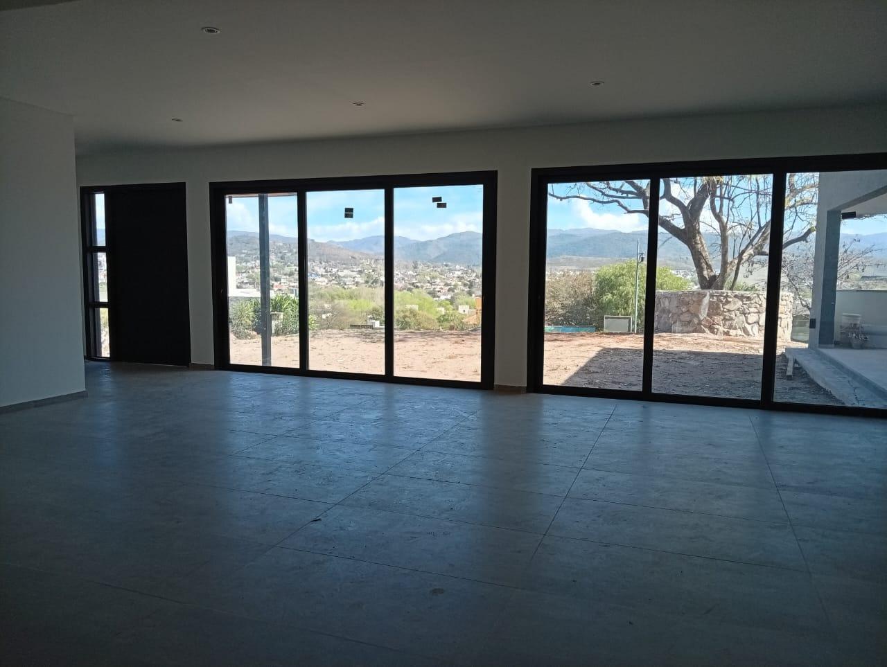 Foto de Casa en Country La Cuesta a estrenar, espectacular vista , cerca ingreso, imagen 4