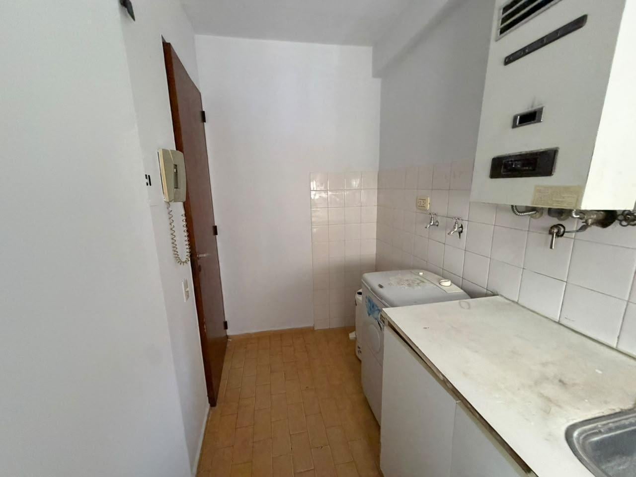 Foto de Departamento En Alquiler De 1 Dormitorio En Barrio Centro, imagen 2