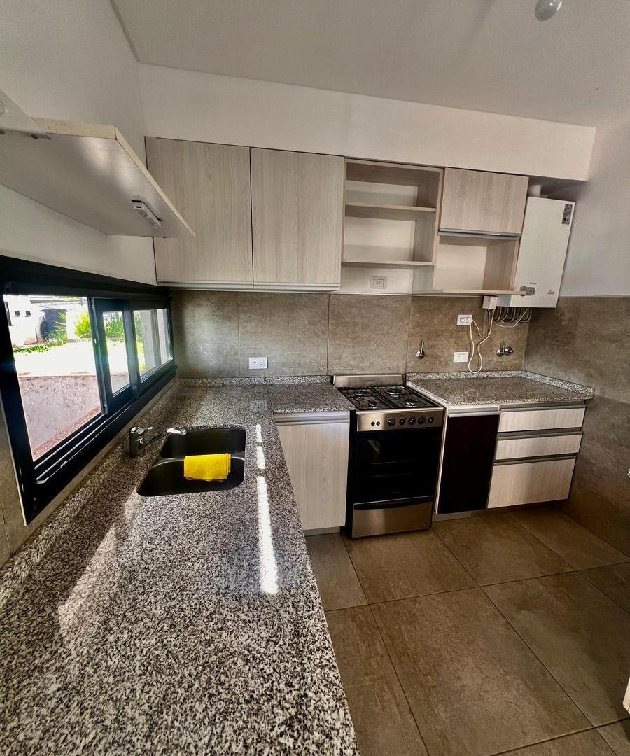 Foto de Duplex en venta en housing de Miradores, 3 dormitorios con jardín y, imagen 5