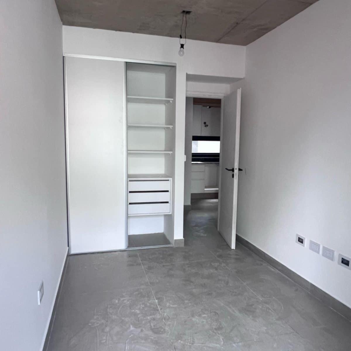 Foto de SEMIPISO 3 AMBIENTES CON COCHERA EN MUNRO- 2º PISO, imagen 3