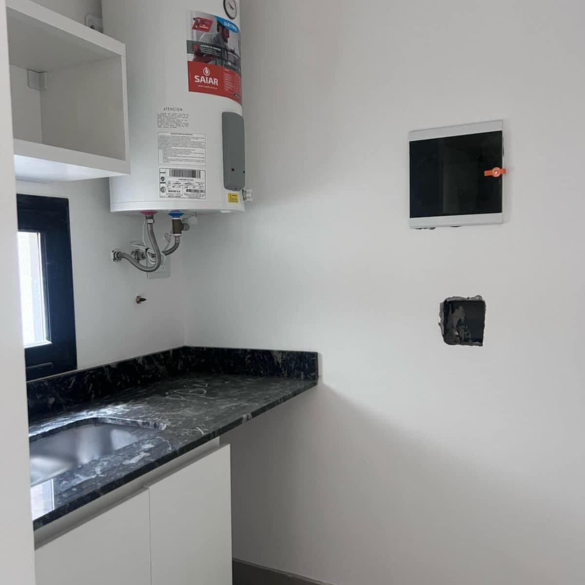 Foto de SEMIPISO 3 AMBIENTES CON COCHERA EN MUNRO- 2º PISO, imagen 4