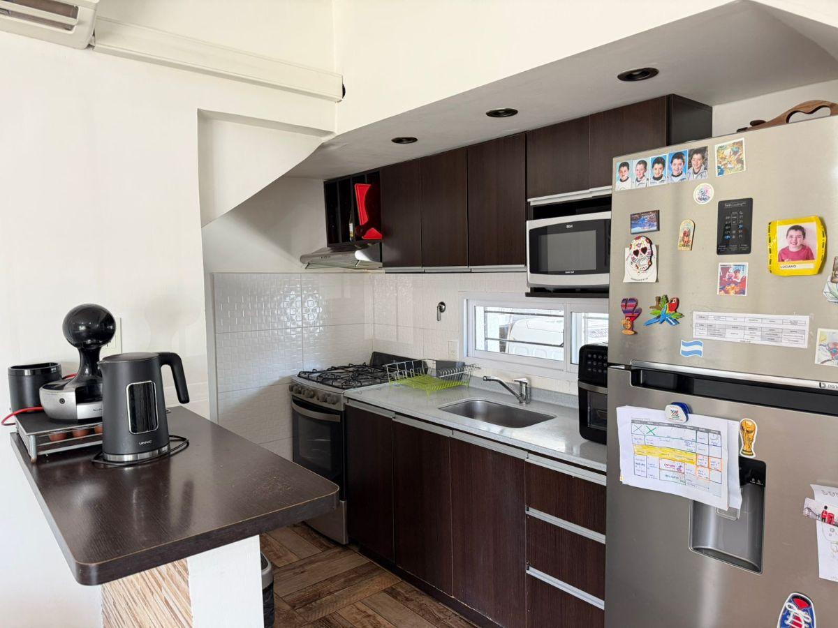 Foto de RESERVADO--DUPLEX 3 AMBIENTES EN CARAPACHAY, imagen 4